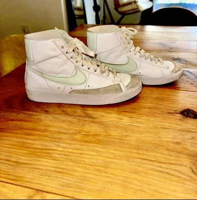 Nike Blazer Montante Femme 36,5 - Photo 1/3