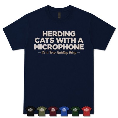 HÜTEN KATZEN MIT MIKROFON REISELEITER T-SHIRT