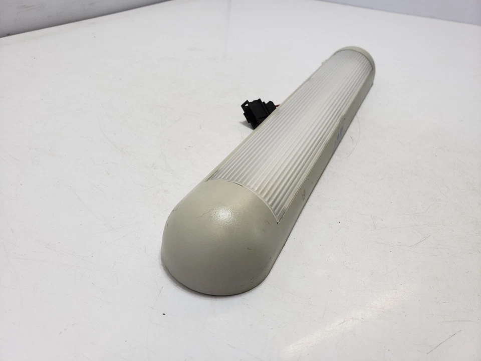 ✅ 1999-2003 OEM Volkswagen Eurovan MV interior cúpula luz de lectura lámpara Foto 4 de 4
