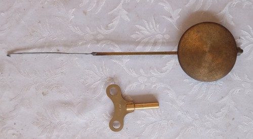 Reloj de pared ornamentado de influencia austrohúngara de la Selva Negra aprox. 1880 - Imagen 15 de 16