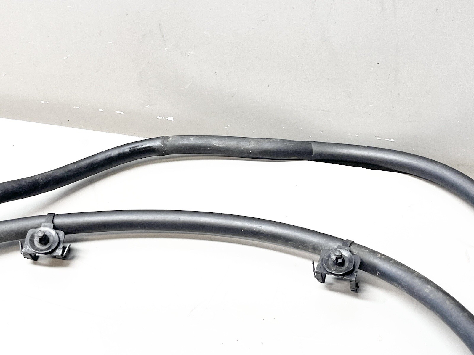 ⭐️2014-2021 Maserati Quattroporte Headlight Washer Lamp Nozzle Fluid Hose OEM