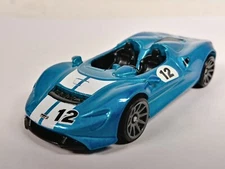 McLaren Elva Hot Wheels 2022 HW Exotics #203 Burton Blue 10SP Rims 1:64 Loose