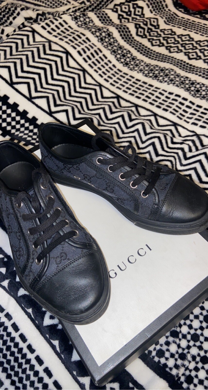 gucci shoes size 5 Gem