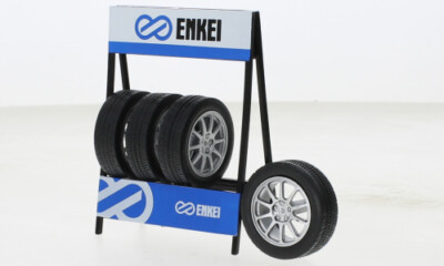 IXO Models Wheels set OZ Crono 4 pieces with s 1:18 18SET014W