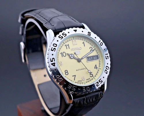 Vintage Seiko 5 Automatic 6309A 17J Men's Wrist Watch, Day / Date- Japan Made