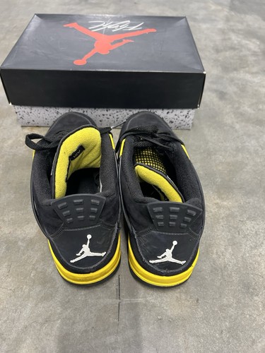Size 12 - Jordan 4 Retro Mid Thunder - Picture 4 of 8