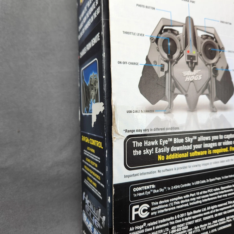 Avión con cámara de video Air Hogs RC Hawk Eye Blue Sky 2,4 GHz con maestro giratorio remoto Foto 4 de 4