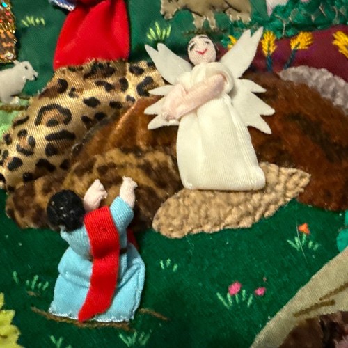 VTG Handmade VTG patchwork Wall Hanging peruvian Quilt “The Life Of Jesus” - Picture 11 of 17