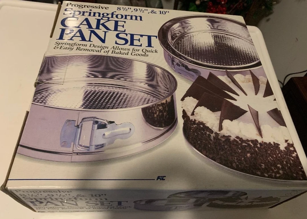 Progressive Set of 3 Springform Cake Pans Sizes 8½” 9½” & 10” w/Original box