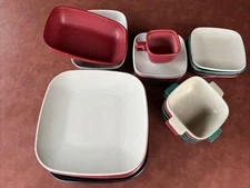 Vtg Brookpark/Arrowhead Melamine 27 Pcs Mixed Colors