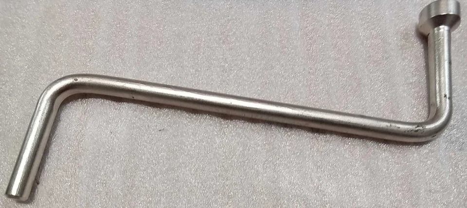 2002-2008 BMW 7 Series 2004-2010 BMW X3 Heyco 17 Lug chave 71126758731 - Imagem 2 de 4