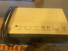 Vintage Panasonic FM-AM Clock Radio Alarm RC-65LBE, White