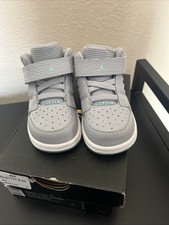 Scarpe da basket Nike Air Jordan 1 Flight 4 Prem BT bambini 5C grigio 828244-041