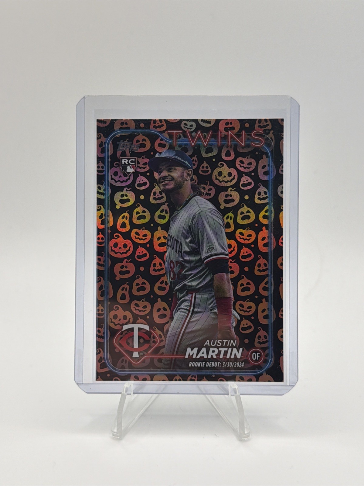 2024 Topps Update Austin Martin Pumpkin Parallel Rookie Debut #US114 Twins RC