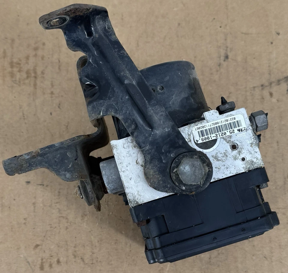 2012-2017 Chevrolet Equinox GMC Terrain módulo ABS EBCM 22804954 FABRICANTE DE EQUIPAMENTO ORIGINAL - Imagem 2 de 4