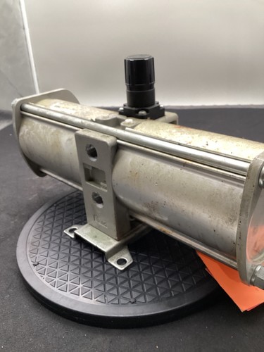 SMC VBA40A-04GN BOOSTER REGULATOR 1/2IN 145PSI USED