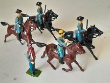 VTG Britains 5 Pc Civil War Cavalry Hollow Cast Painted Soldiers/Horses/Flag