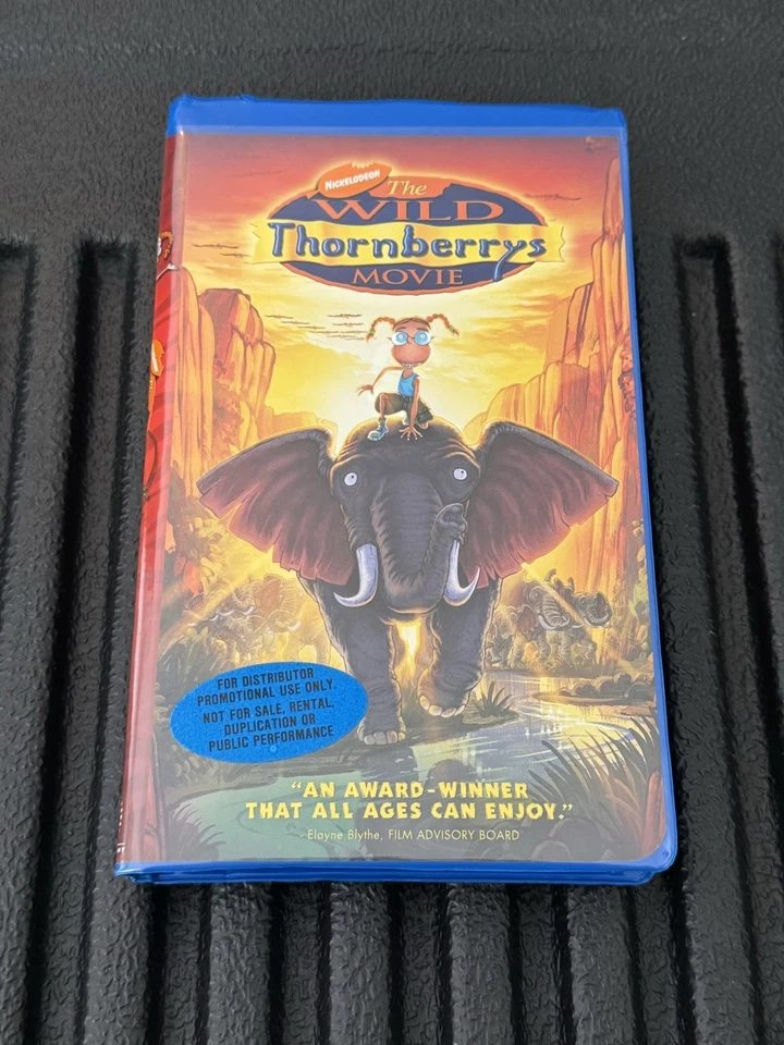 The Wild Thornberrys Movie VHS 2003 Blue Clamshell Rare Distributor Promotional - Image 2 of 4