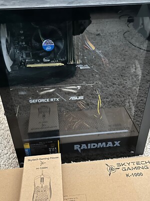 gaming computer desktop Raidmax Case with Geforce RTX 2060 and Intel i7 4th Gen