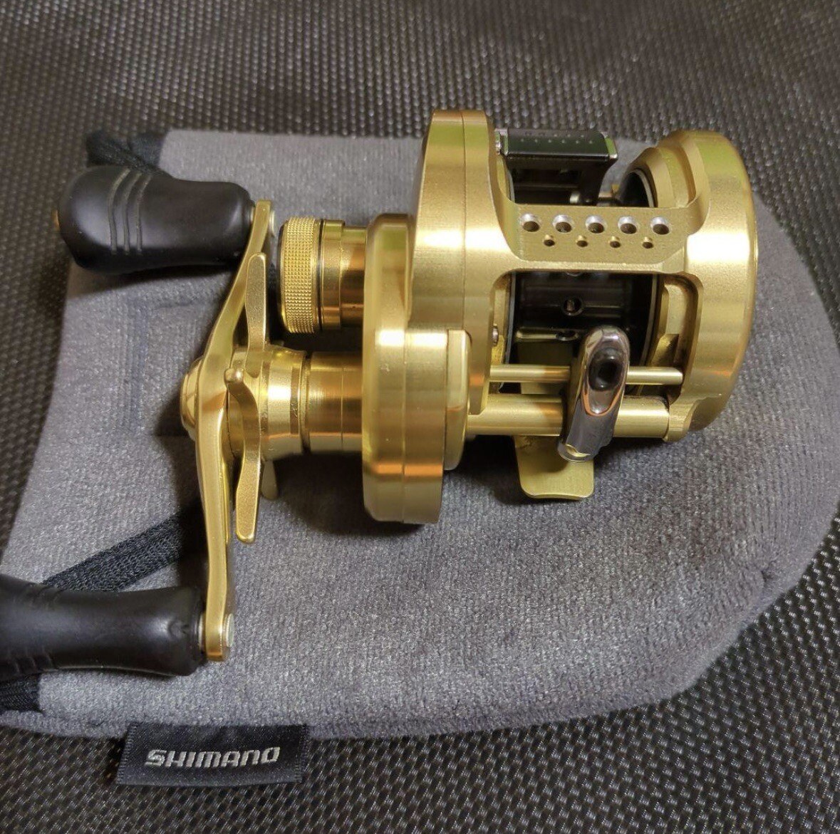 Shimano, 14 Calcutta Conquest 200HG, Right Hand Baitcasting Reel