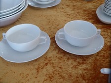 2 Suppentassen mit Untertassen -  AK KAISER DUBARRY in weiß