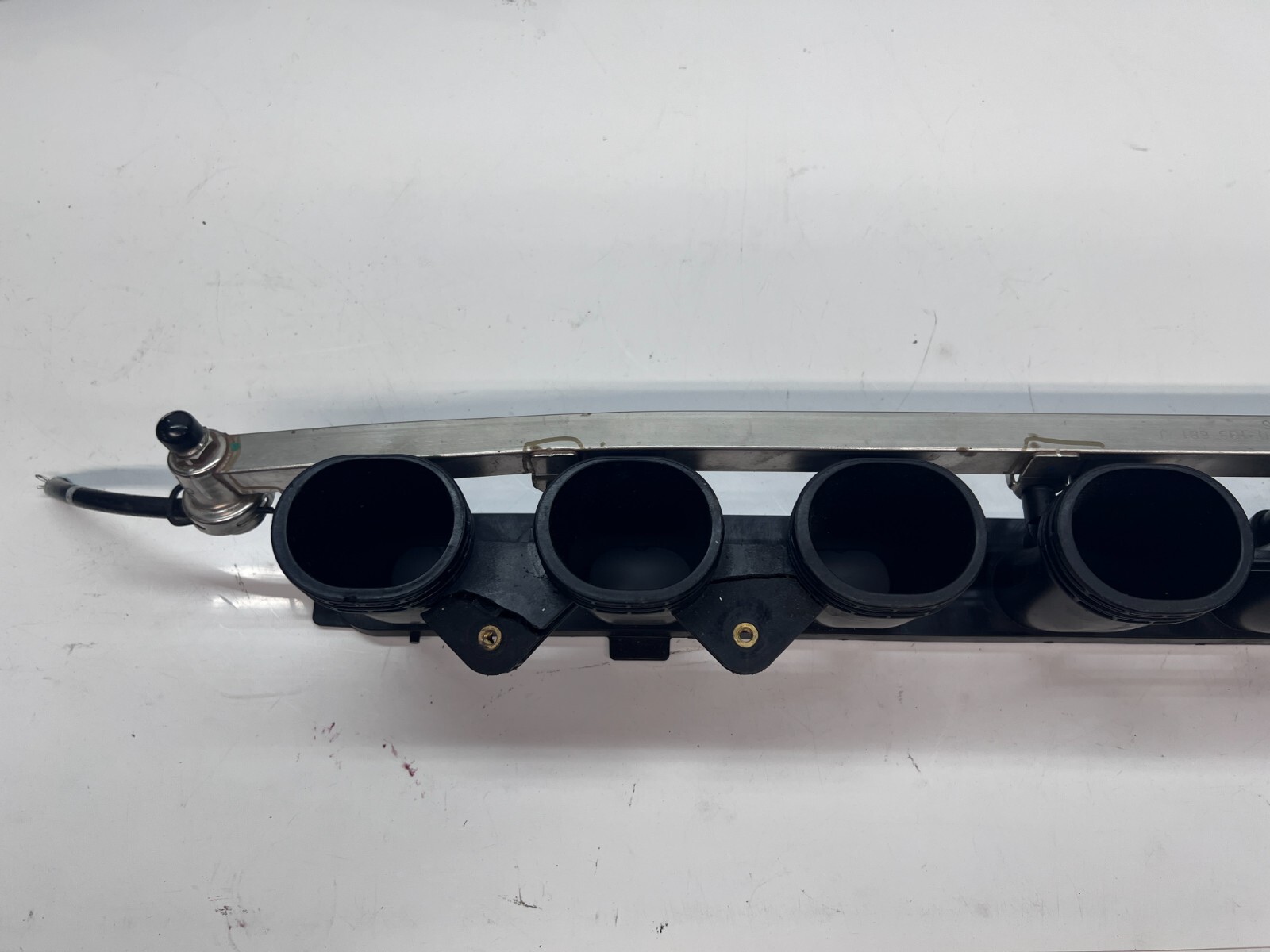 LAMBORGHINI AVENTADOR INTAKE MANIFOLD RIGHT RH MANIFOLD PIPE 7-12 OEM 07M133681J
