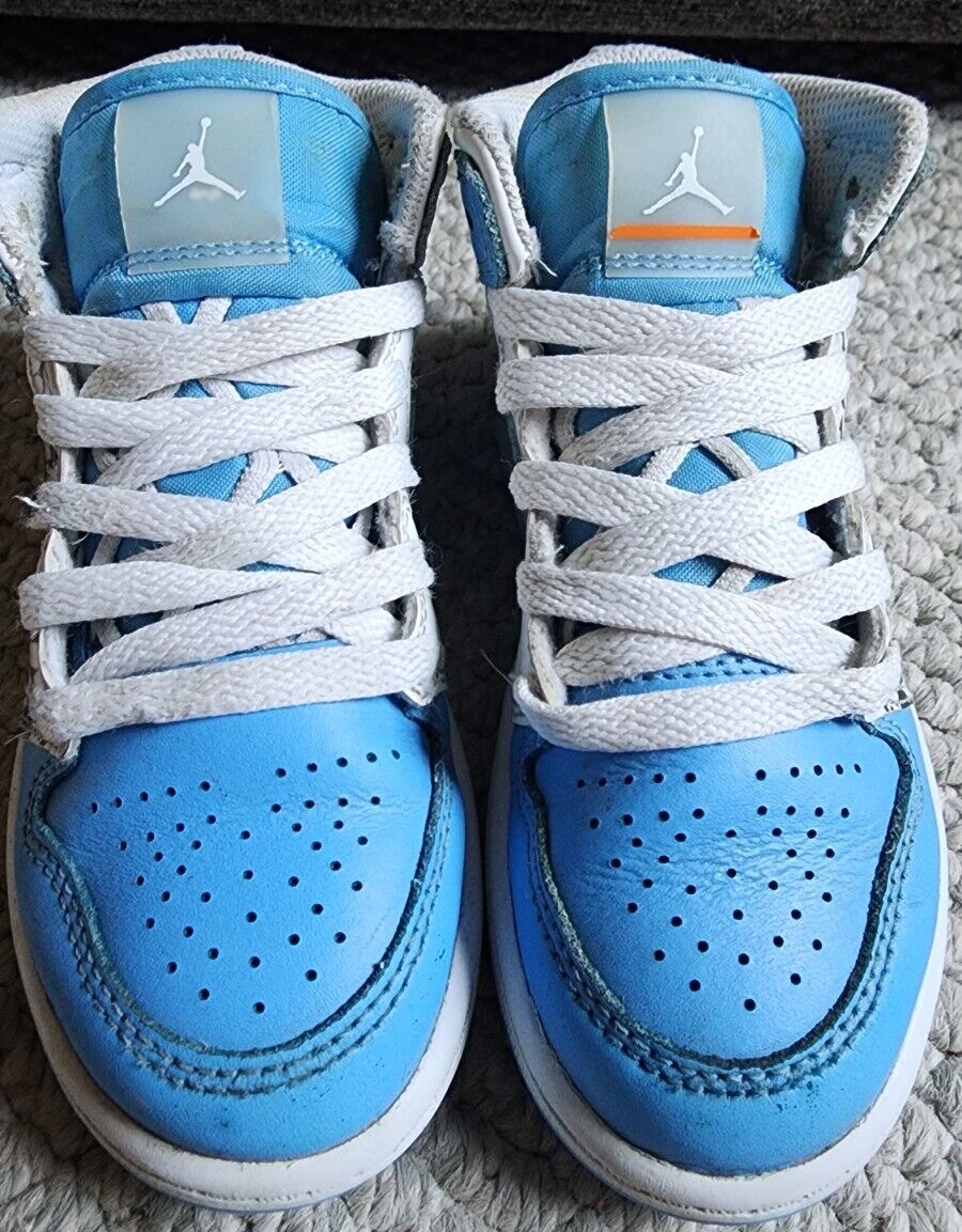 Nike Air Jordan 1 MID SS (PS) White University Blue DR6493 Nike Air Jordan 1 MID SS (PS) White University Blue DR6493