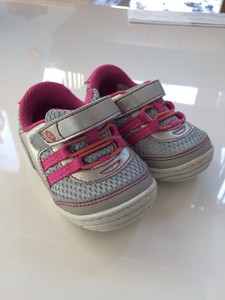 Stride-rite-Baby-Girl-Toddler-Solana-Silver-Pink-Shoes-US-Size-3M