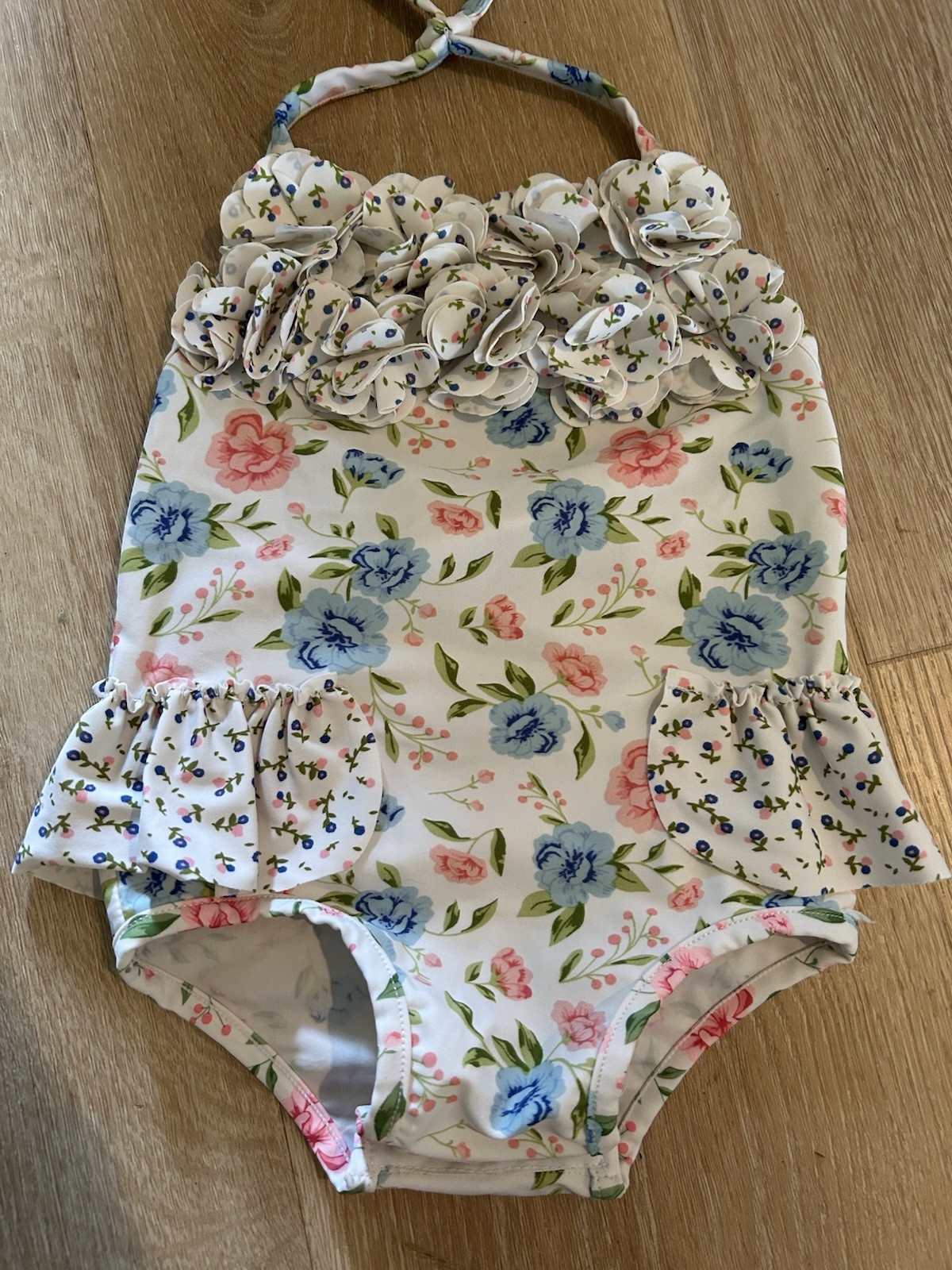 Picture 1 of 6