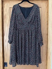 Torrid Size 10 Black Ditsy Floral Fit Flare Dress Long Sleeve V Neck Romantic