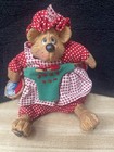 Russ Berries The Christmas Country Folks Knittens Sitting Bear  EUC Has Tag — photo 3