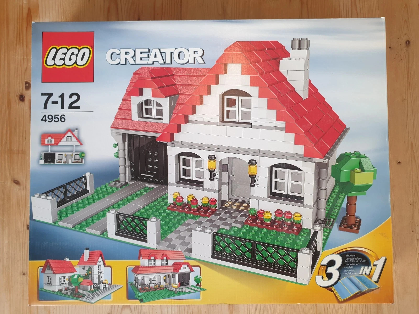 LEGO Creator 4956 La Maison 3-en-1 avec 731 pièces pour enfants de 7 à 12 ans