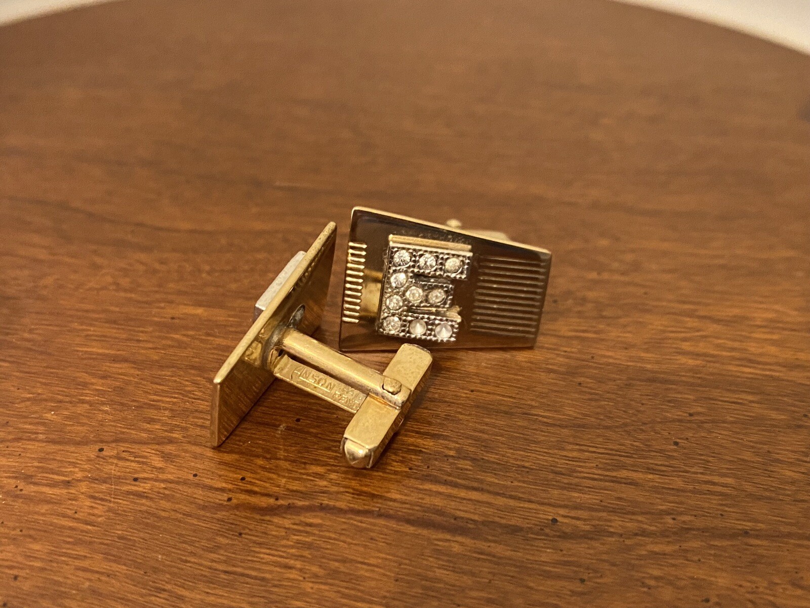 Anson Rhinestone E Monogram Mid Century Gold Tone… - image 2