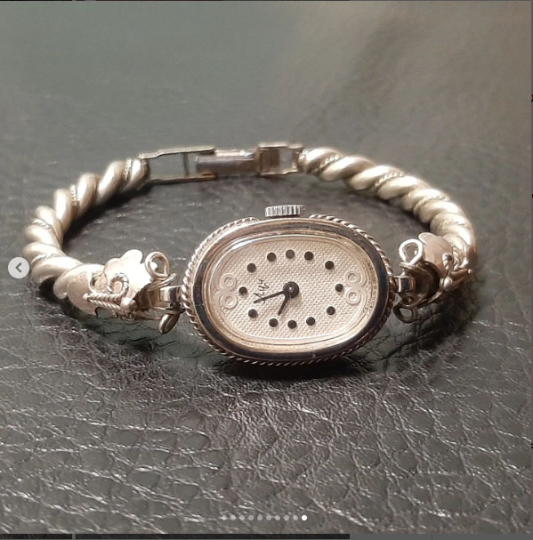 Различный антиквариат ⚜Luch mechanical women's watch
