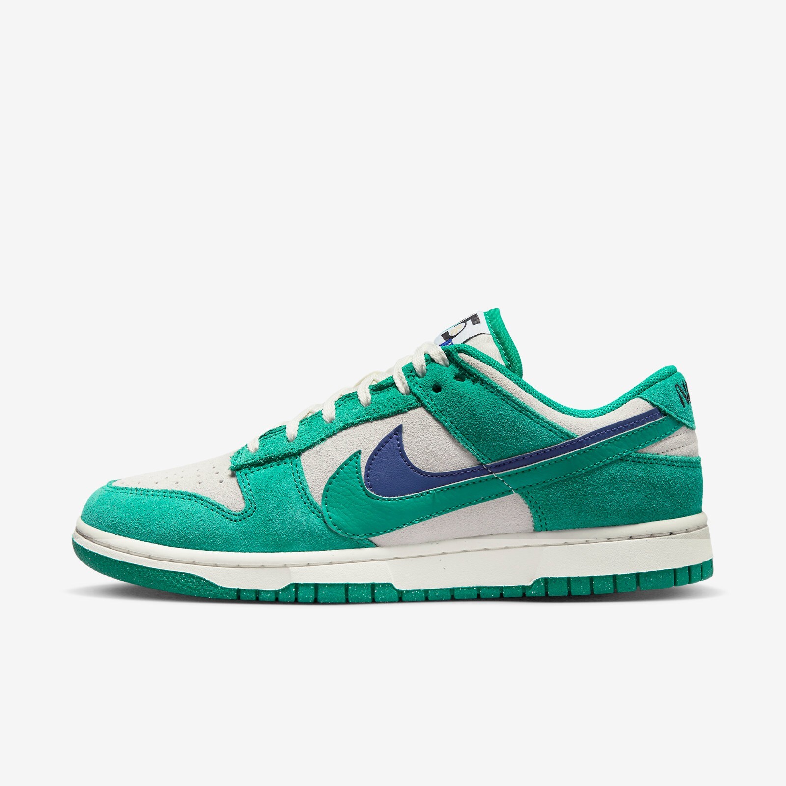 Женские кроссовки Nike Dunk Low SE Neptune Green (DO9457-101) доставлены в кратчайшие сроки