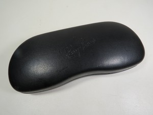 snap sunglasses case