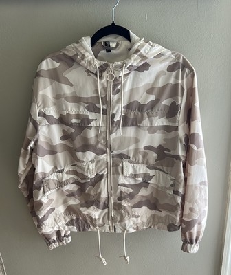 H&M Divided Lightweight Windbreaker, Size Small 