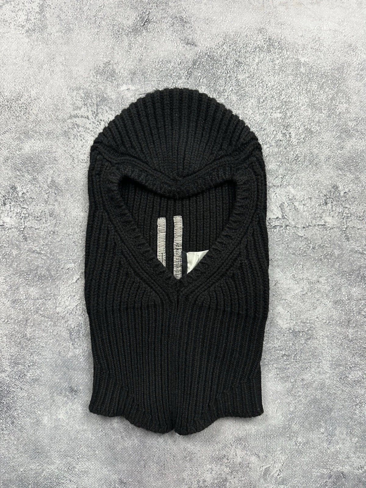 Rick Owens Porterville Runway F/W24 Cashmere Balaclava Skull Mask Black Knit
Opens in a new window o
