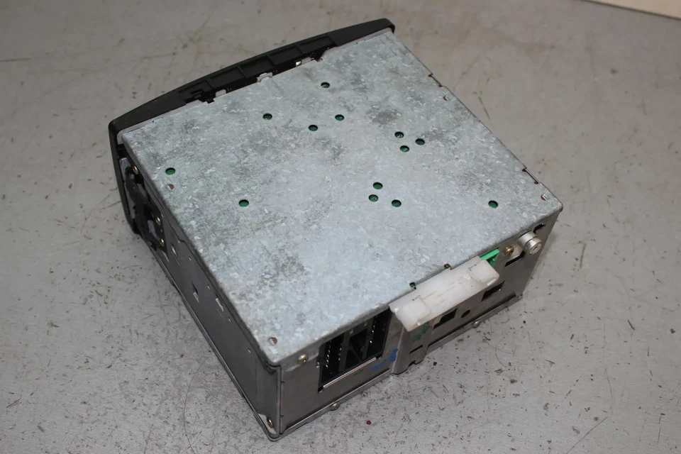 Autoradio Radio 6000 CD RDS YS4F-18C815-AA Ford Focus I DFW Bj.01 - Bild 3 von 4