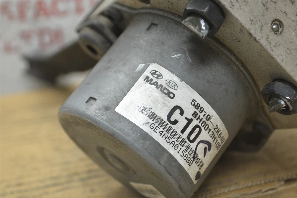 Kia Soul 2011 ABS antibloqueo bomba de freno control OEM 589102K640 módulo 438-9B3 Foto 2 de 4