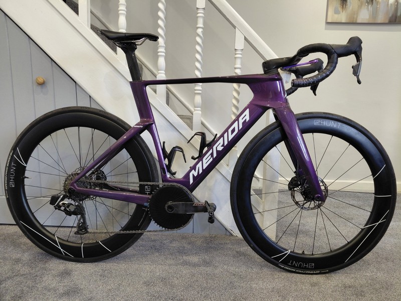 Merida Reacto 2026 54cm. Sram Force/ Rival. Hunt Aero Wheels