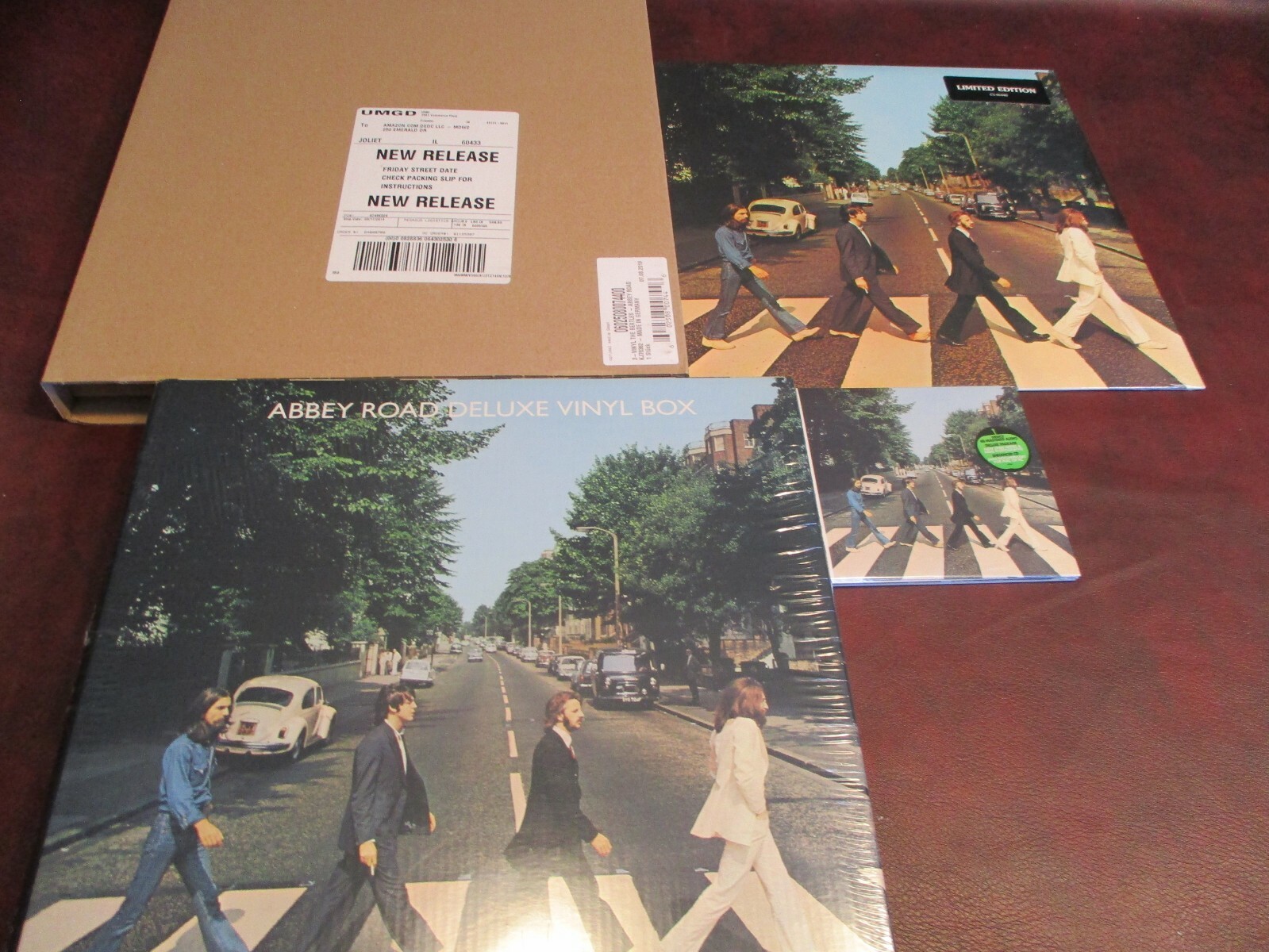 BEATLES Abbey Road VERIFIED DELUXE ST. DATE BOX & LARGE T LP POSTER +95LP&CDSET