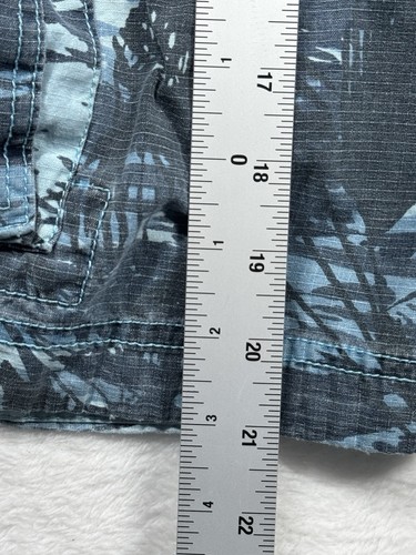 WearFirst Men's Cargo Shorts 30 Blue Palm Leaves Camouflage Long Board Y2K - 第 8/11 張圖片
