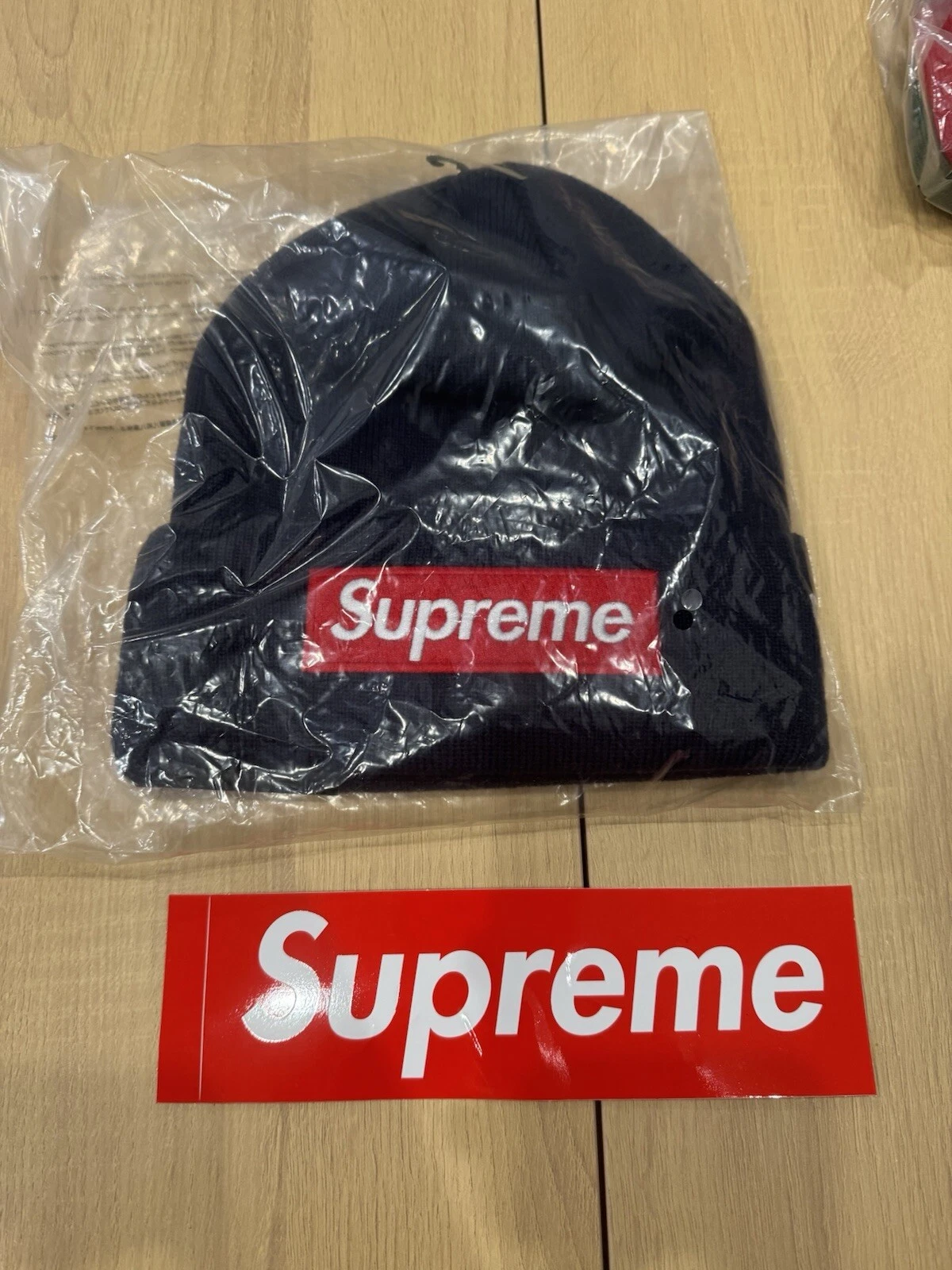 Supreme New Era Box Logo Beanie Navy FW24 Taille Unique ~ NEUF SCELLÉ