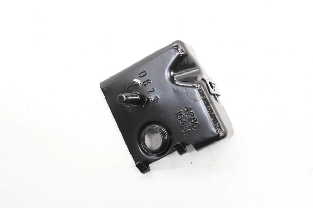 FRONT LEFT DRIVER SIDE BRACKET MOUNT SUPPORT OEM 42861543  