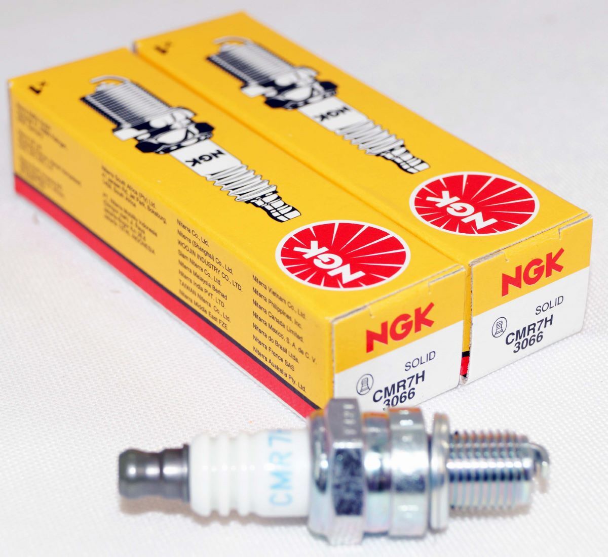 2 Pack Genuine NGK 3066 Spark Plugs CMR7H for Husqvarna Redmax Echo Jonsered