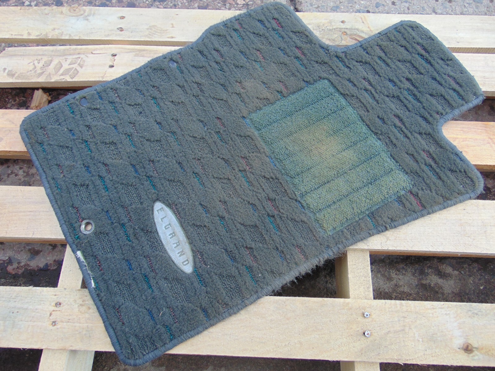 Nissan Elgrand floor mats E50 9702 Set 4 carpeted carpets mat mats