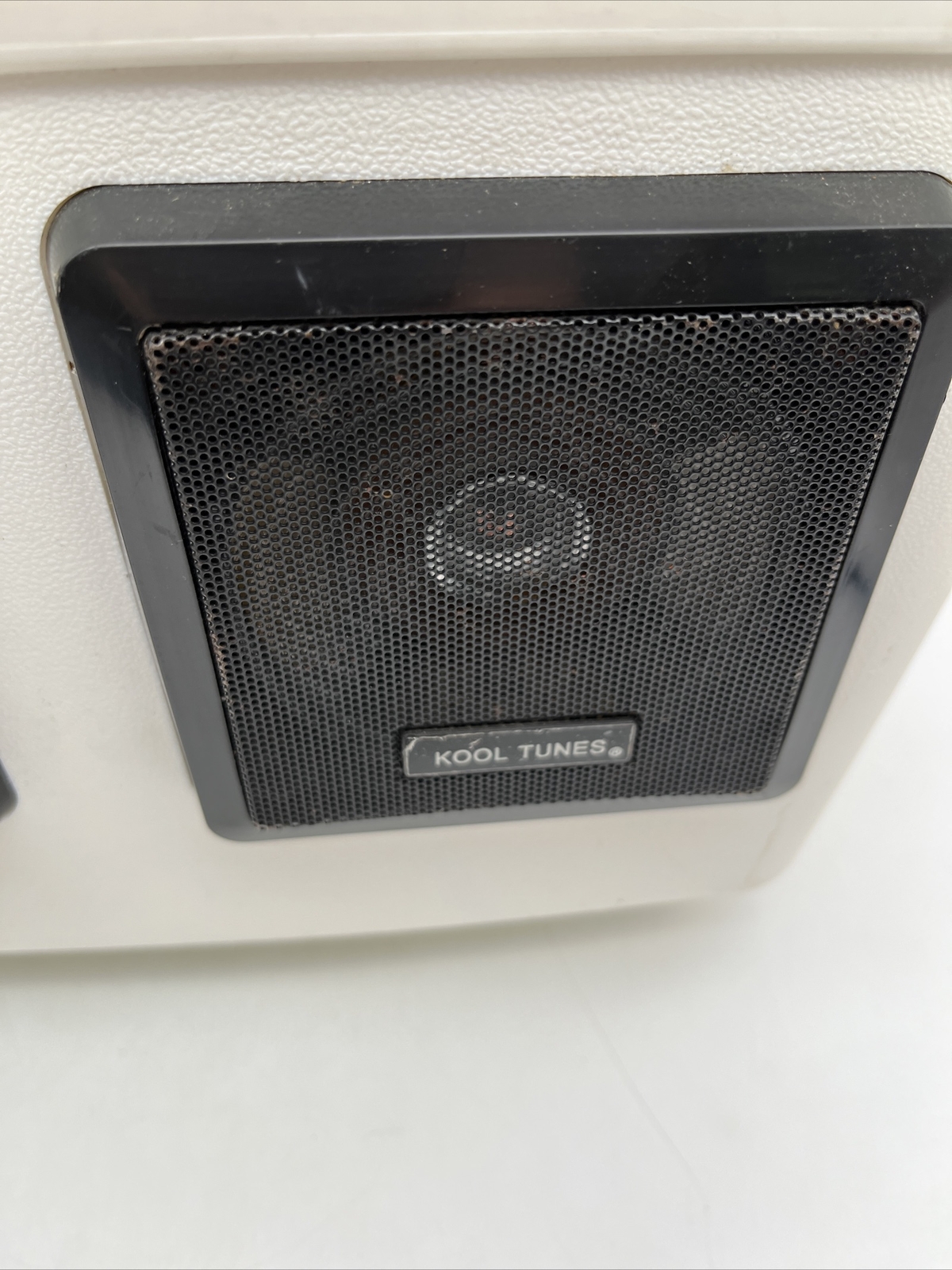 90's KOOL TUNES Miller Lite Beer Cooler w/Built in Speakers and DC