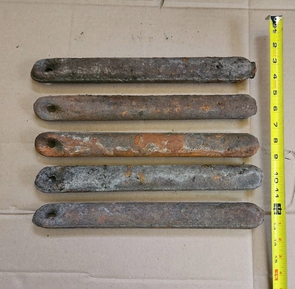 Lote de 5 pesos antigos de faixa de janela de ferro fundido longo 14" 6 lb Marcado VI - Imagem 3 de 4