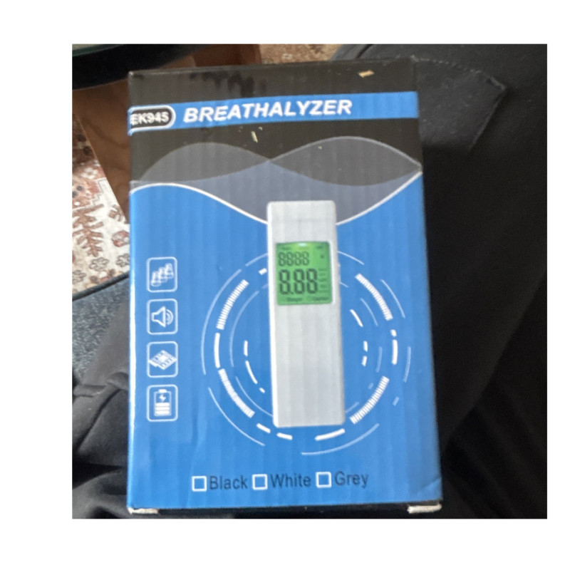 EK945 Electronic Breathalyzer LCD Display White Alcohol Breath Tester